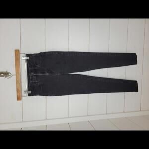 American Eagle Outfitters size 0 short black distressed super hi-rise jegging
